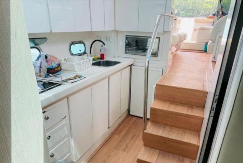 Lancha Intermarine 440