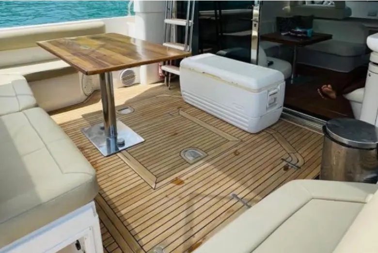 Lancha Intermarine 440